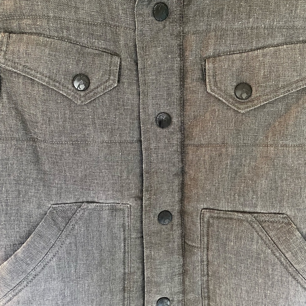 Gray Kane & Unke Sleeveless Button-Up Vest with Pockets - Picture 7 of 10